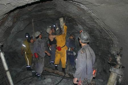 巍山工程爆破中的危险因素分析以及应对工程爆破危险的措施